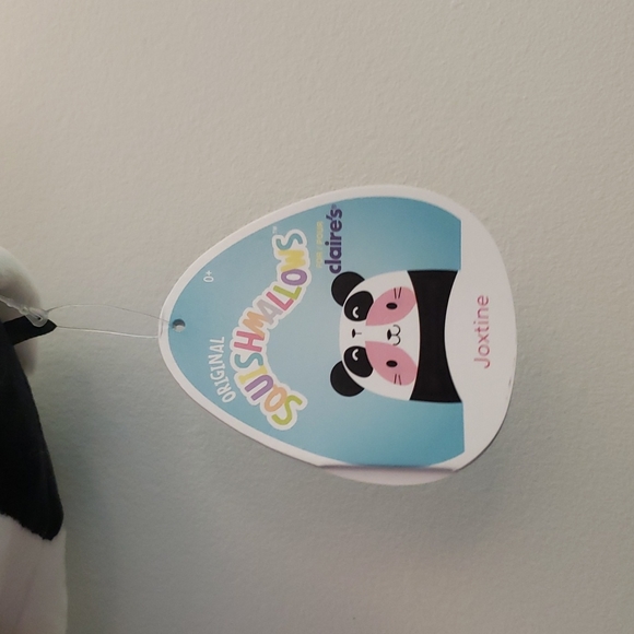 Claire's Exclusive Squishmallow - Picture 6 of 6